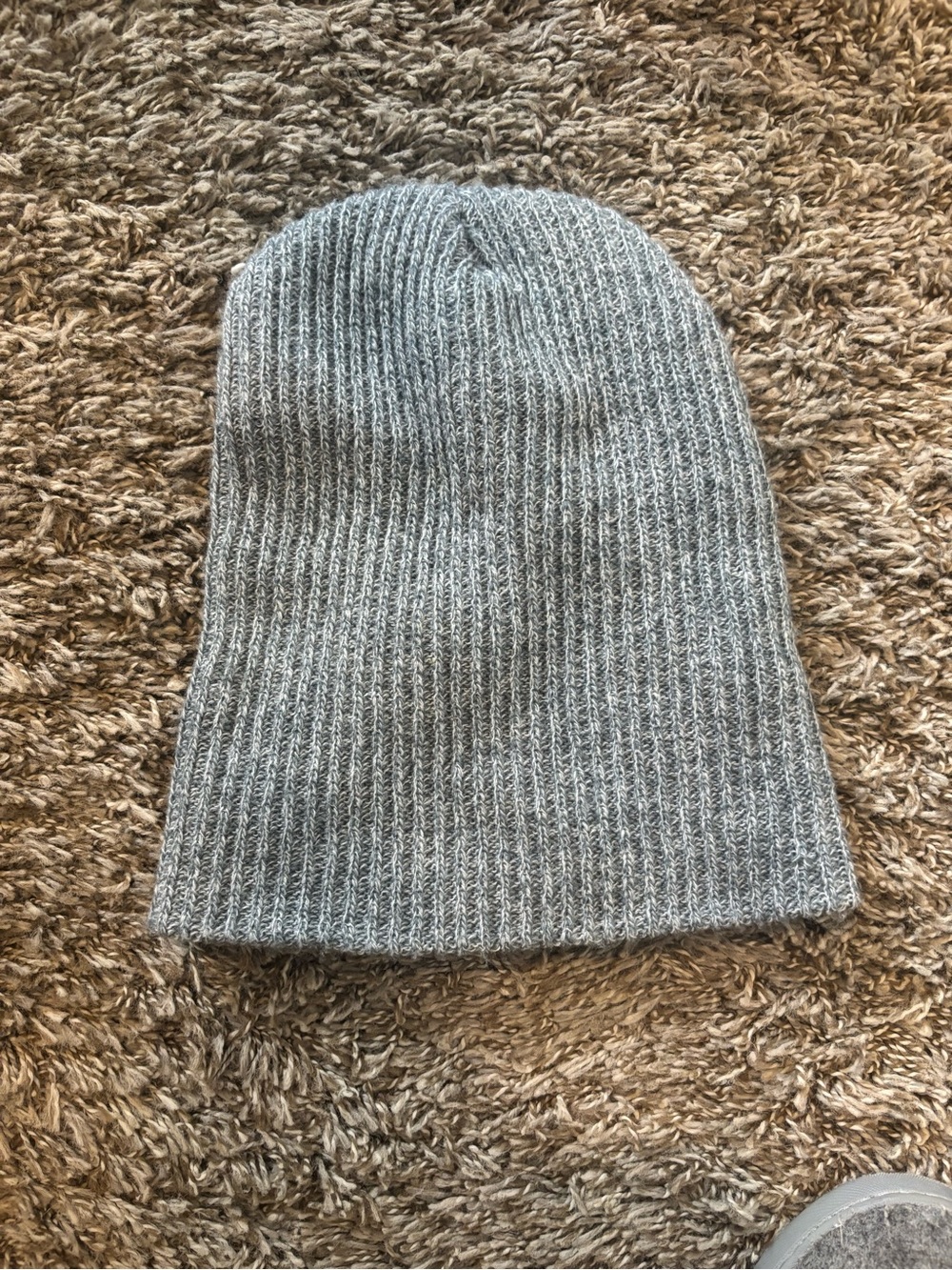 Soft Ribbed Knit Beanie - Heather Gray